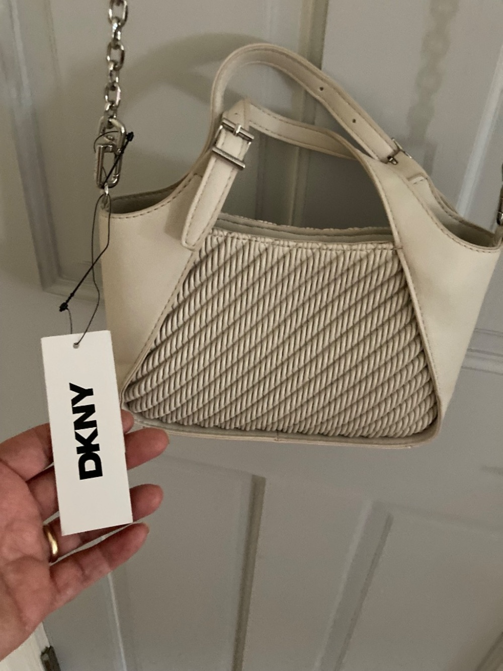 Purse - Picture 4 of 6